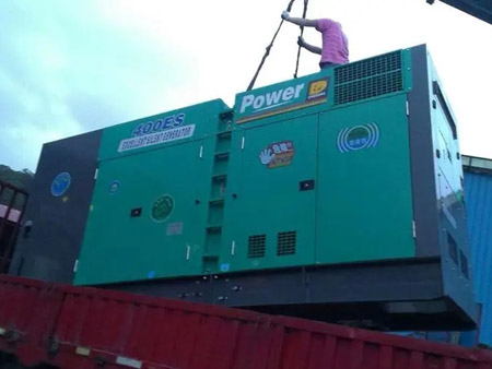 万州空气滤清器的更换周期一般是多久？