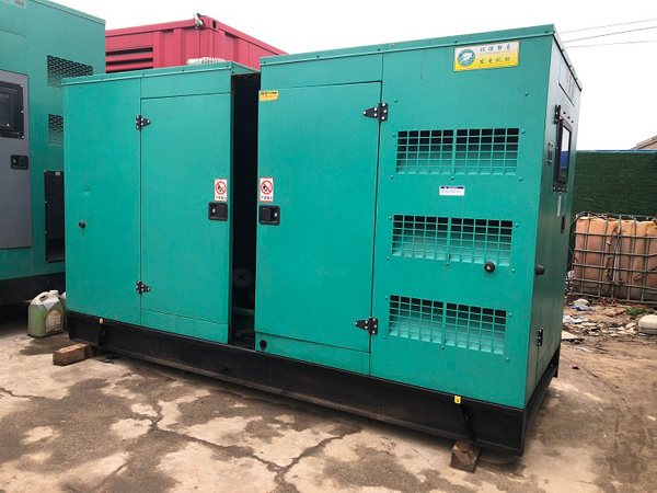 万州怎样合理控制磷酸铁锂蓄电池的充放电倍率以延长其使用寿命？