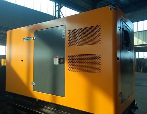 万州汽油发电机组电瓶电解液的密度应该保持在什么范围？